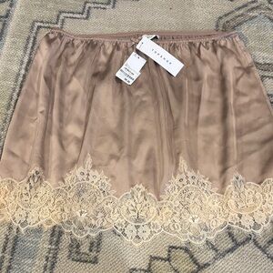 NWOT Topshop Blush Slip Skirt with Cream Lace Trim